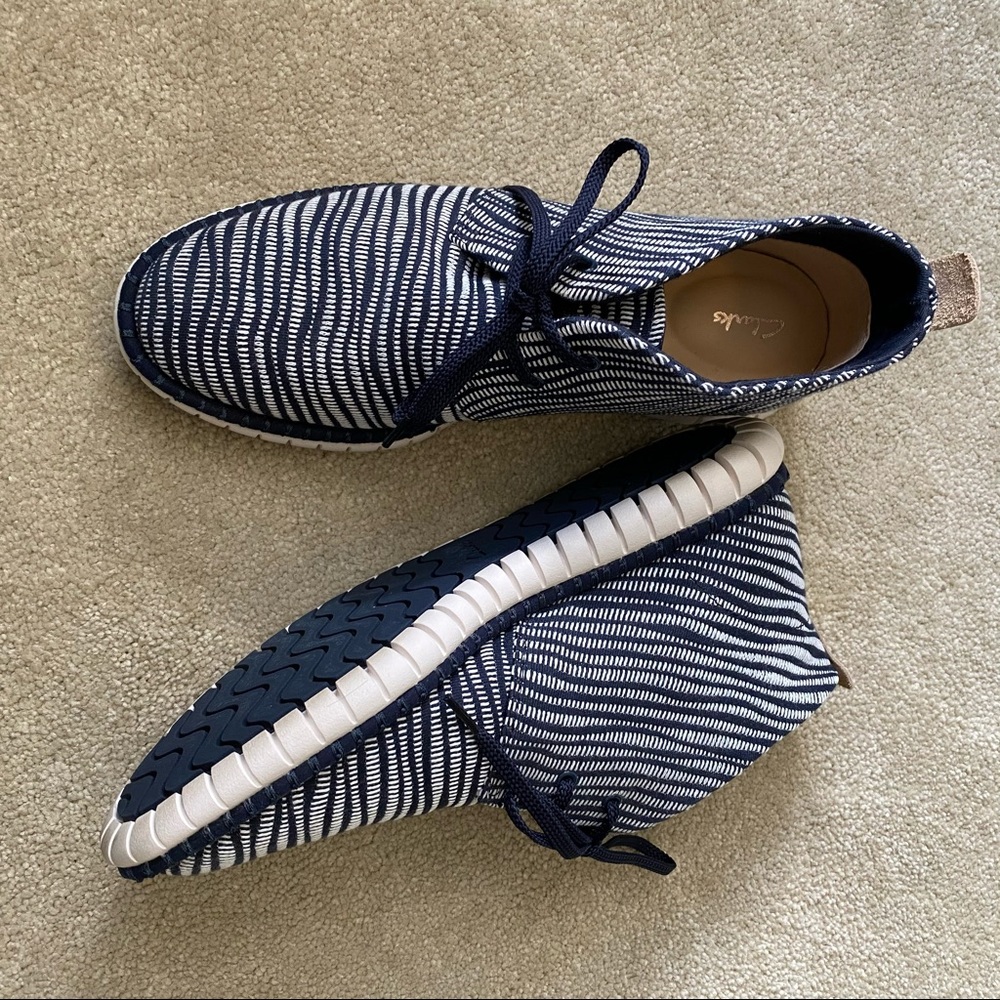 Navy/white ankle booties